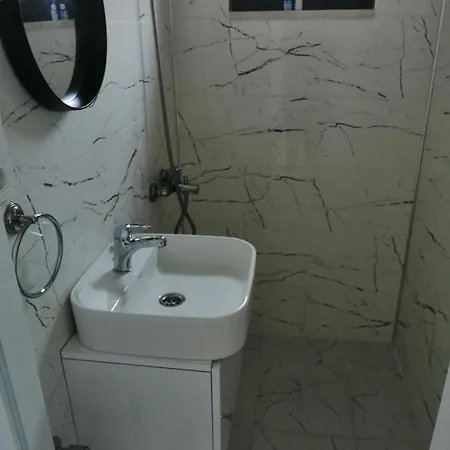 Hotel Lacivert