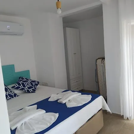 Hotel Lacivert *