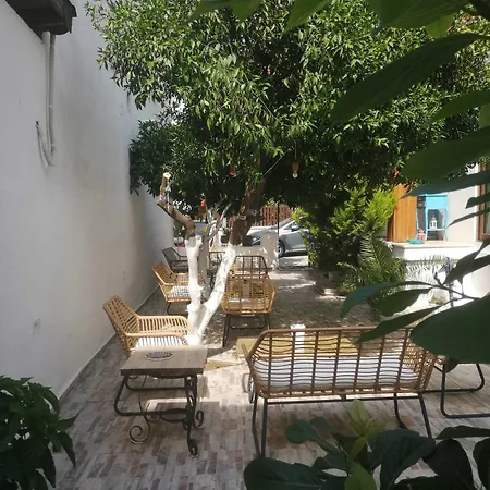 Lacivert ホテル アクヤカ