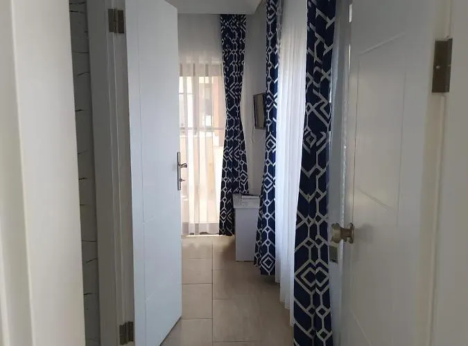 Szálloda Lacivert Akyaka